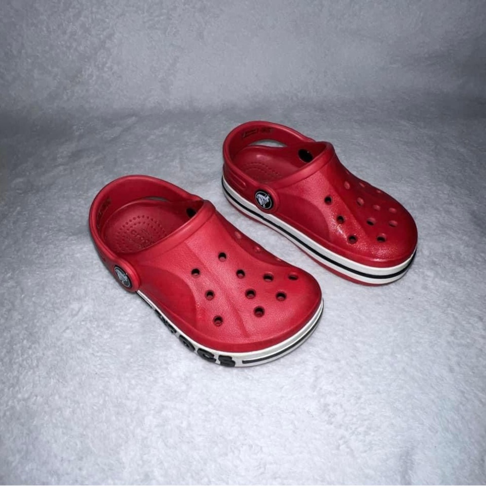 7 (toddler) Red Crocs - EUC